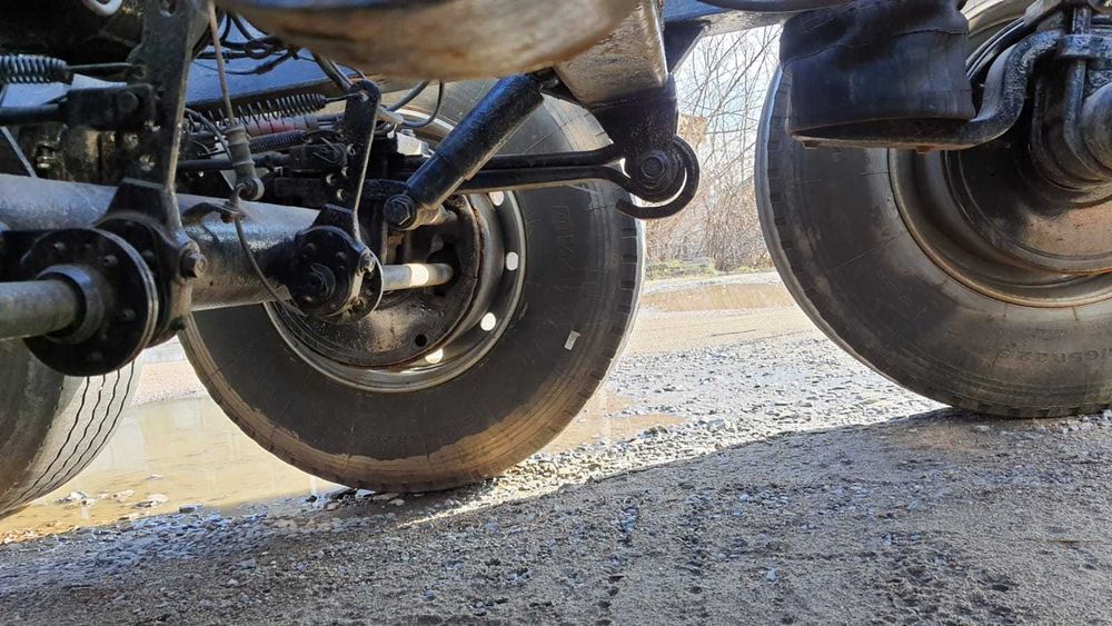 Продам тягач DAF XF95 напівпричіп ROBUSTE