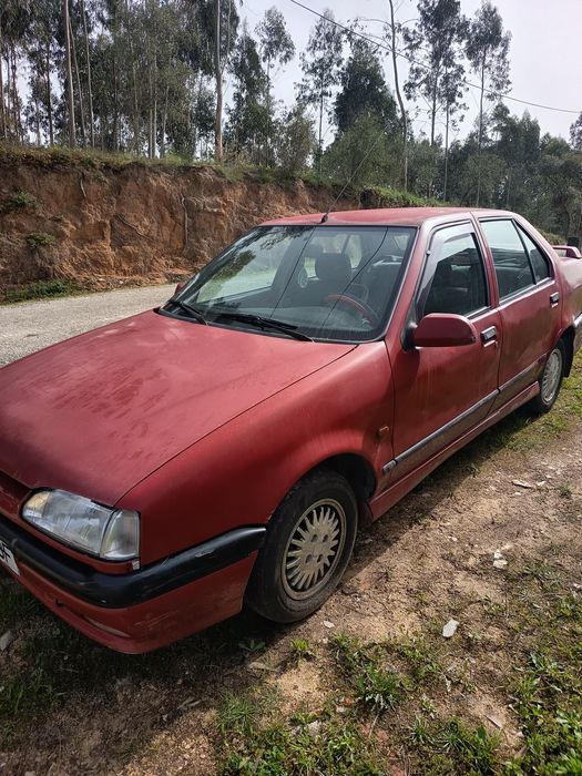 Renault 19 1.4 1992 - Junta da cabeça queimada para reparação ou peças