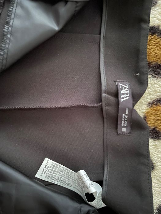 Calças Zara alfaiataria pretas clássicas com bolsos