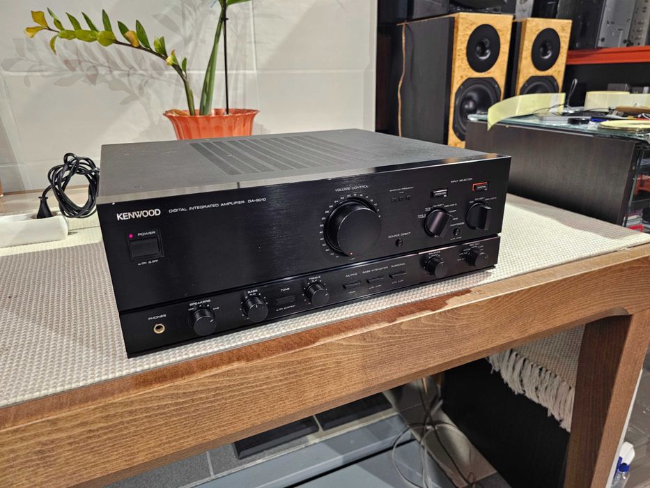 Підсилювач Kenwood DA-9010 Digital ЦАП / 18кг звуку!