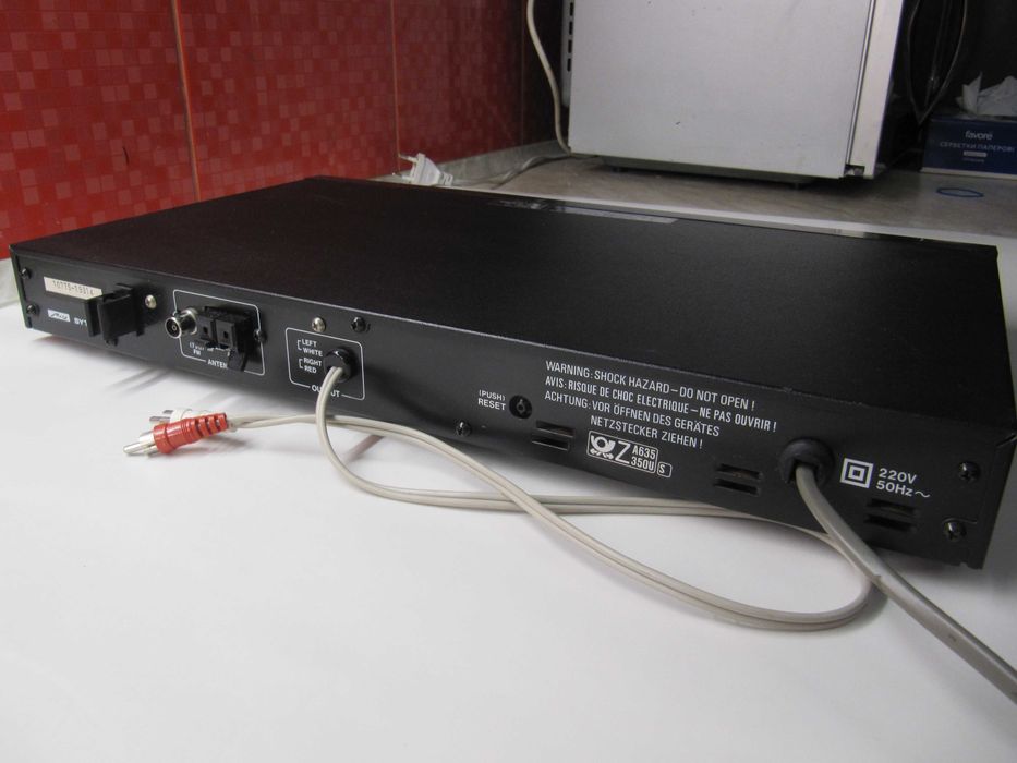 METZ SYT-4991 HI-FI - AM/FM Тюнер *Mecasound (made in Germany)