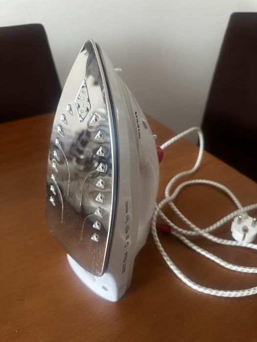 Vendo Ferro de passar, semi novo, em perfeito estado de concervação .