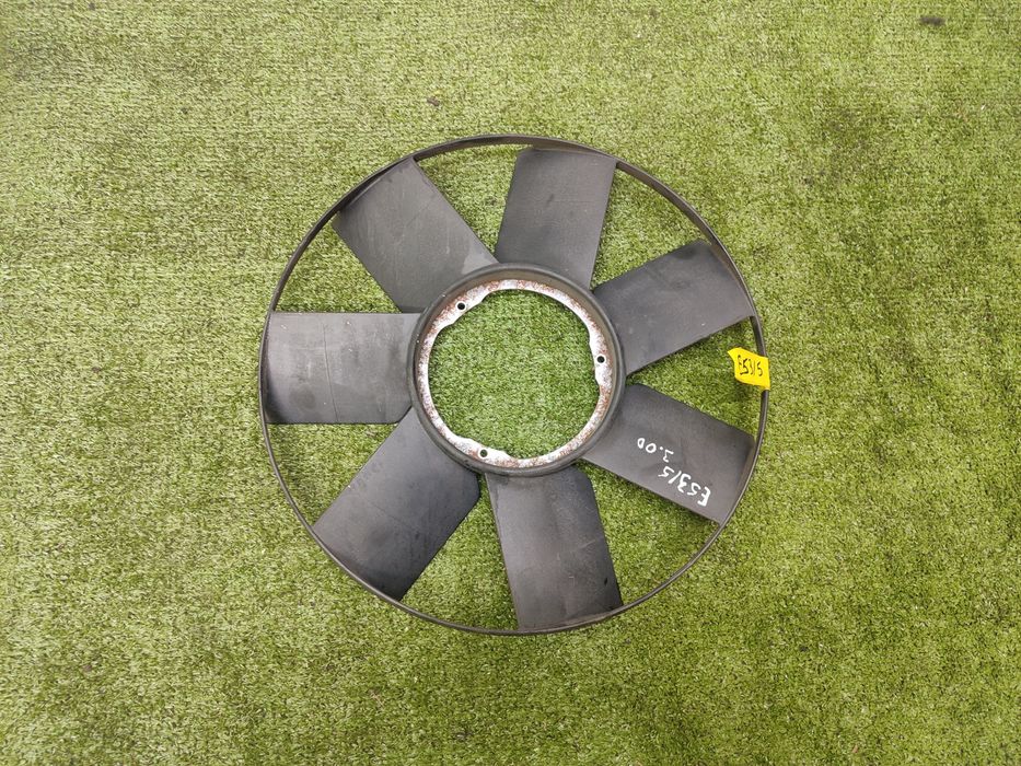 Крильчатка вентилятора BMW X5 E53 3.0d крыльчатка БМВ Х5 Е53 2249373