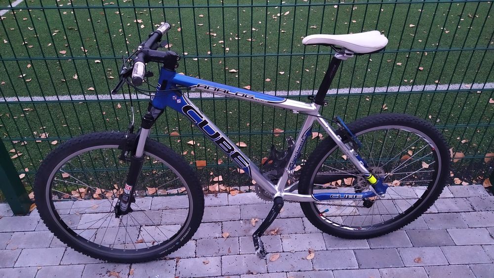 Cube Analog 26",Rock-Shox, Deore, Schwalbe, V-Brake Booster