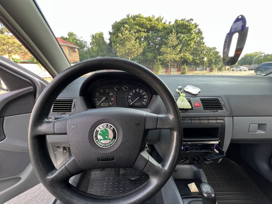 Skoda Fabia 1.4 бензин