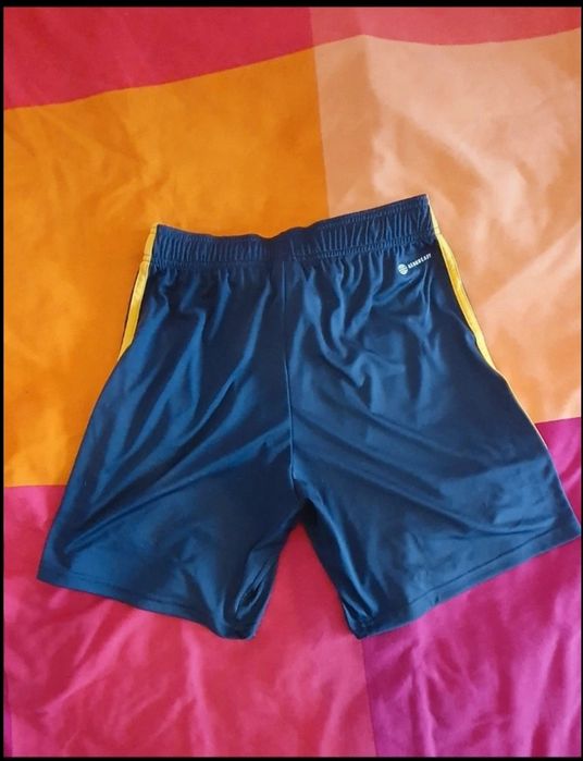 Calções Benfica, Adidas