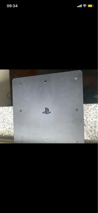 Vendo PS4 mais fifa 25