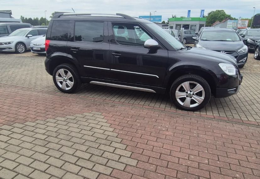 Skoda Yeti 2013 дизель 2.0 Автомат 4WD