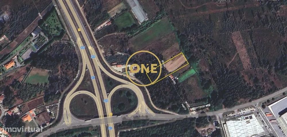 Terreno com 6.160 m²