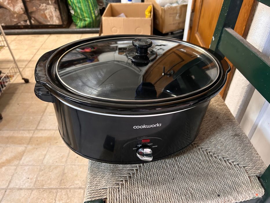 Cookworks 6.5L 320W Slow Cooker - Black