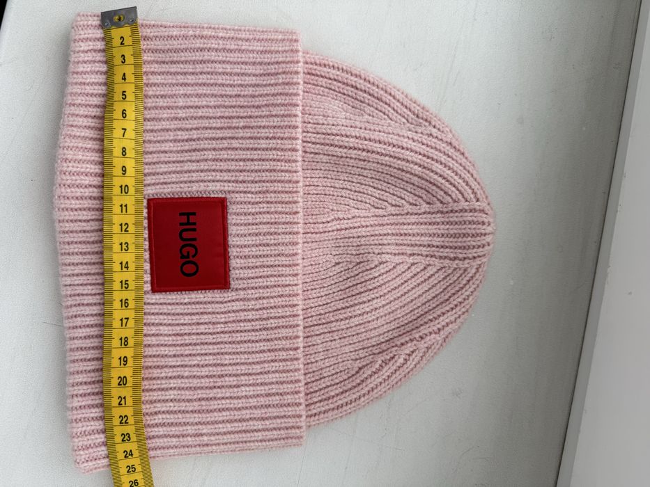 Шапка Hugo жіноча