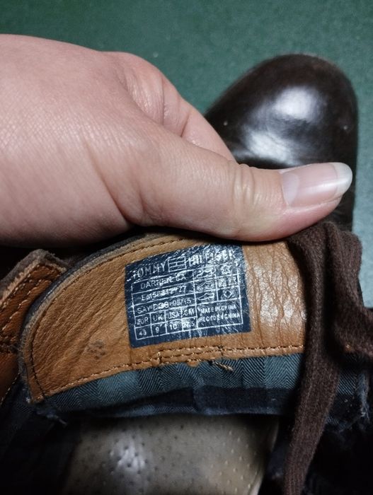 Buty męskie skórzane 43 Tommy Hilfiger