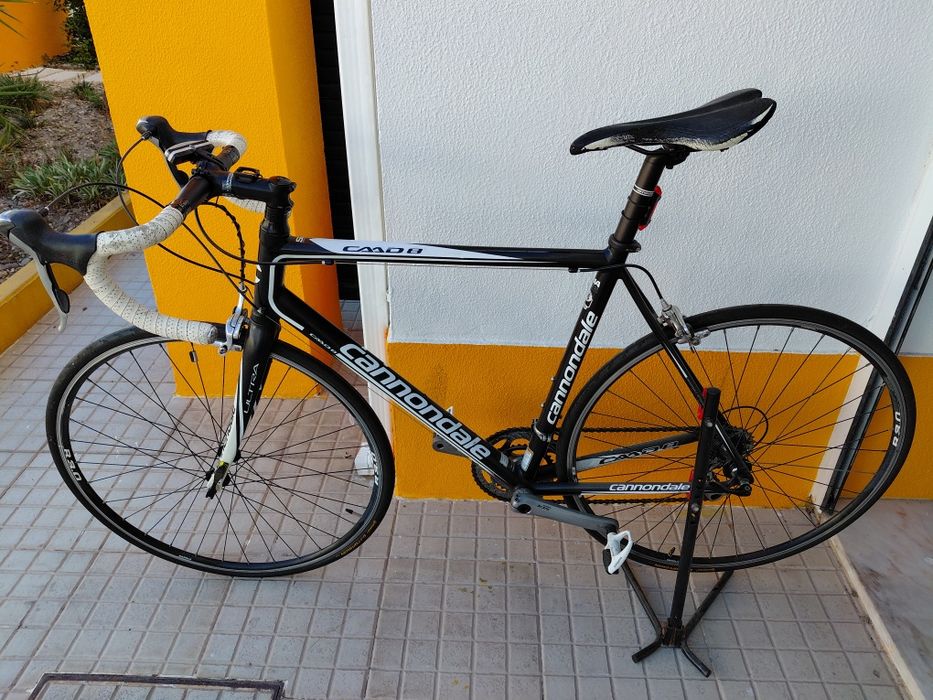 Bicicleta Cannondale caad 8