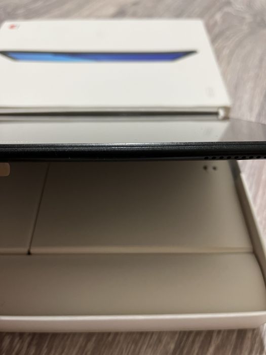 Планшет Huawei 32Гб
