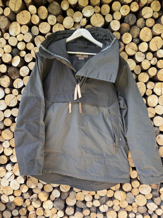 kurtka Fjallraven Anorak No. 8 rozmiar L Kolor 246 Tarmac