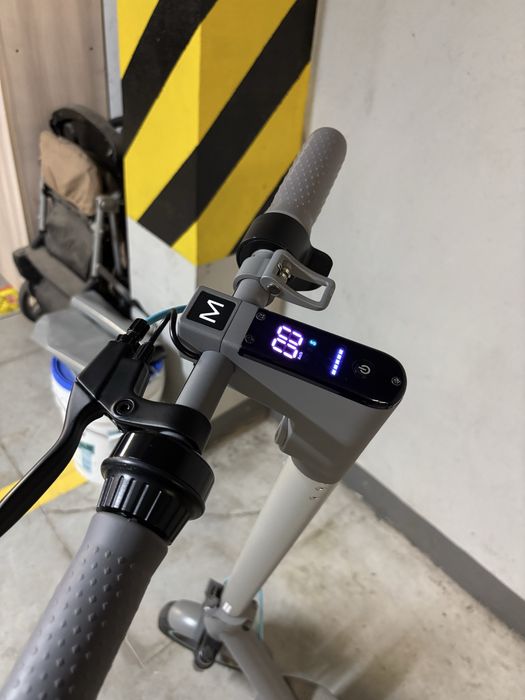 Hulajnoga motus scooty 10 plus- NISKI PRZEBIEG