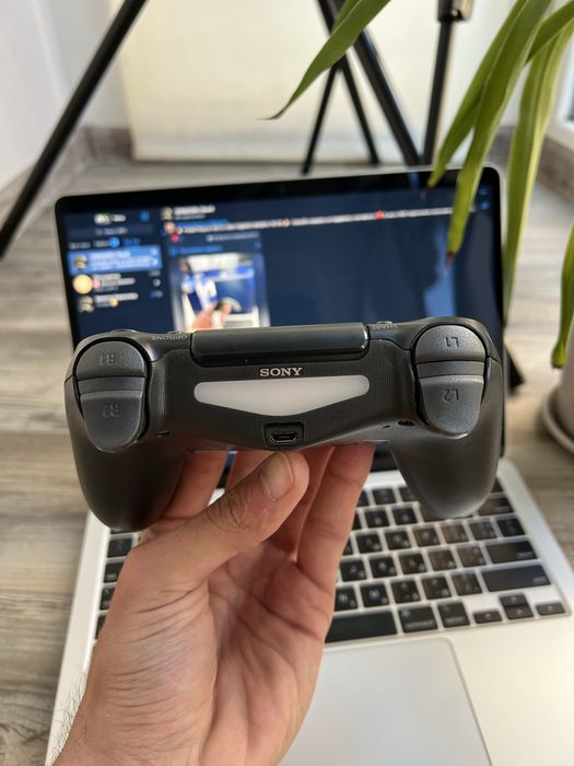 Б/В Оригінальний джойстик Sony PlayStation 4 під ремонт або на запчастини