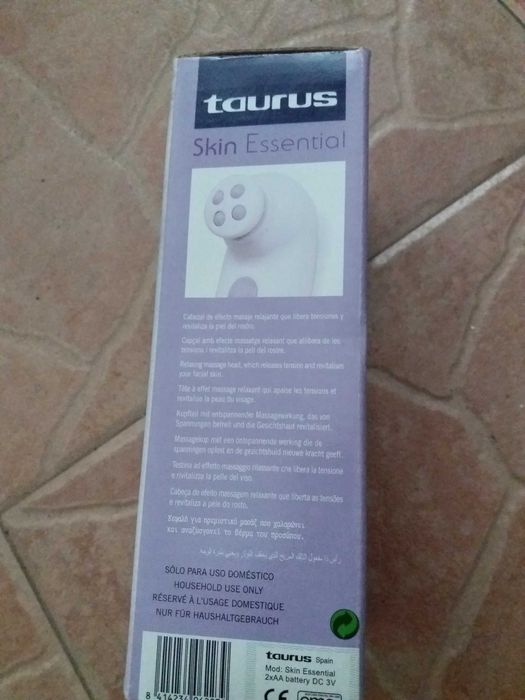 Escova de rosto Taurus