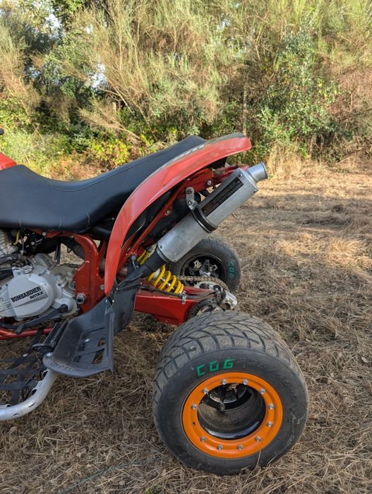 Vendo Moto 4 Bombardier Ds650