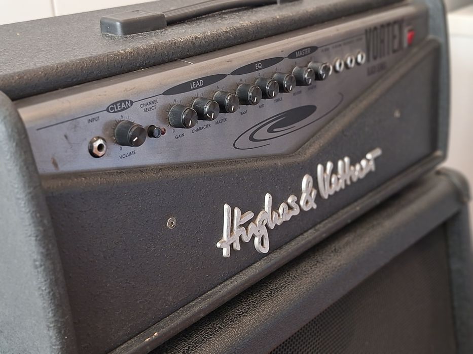 Amplificador Hughes & Kettner Vortex Black Series + Coluna Crate