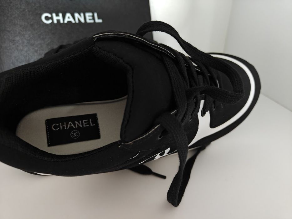 Chanel neoprene low top sneakers CC r.42 sneakersy