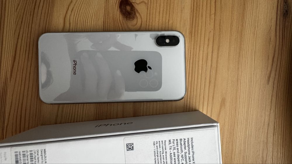 iPhone X 64GB Silver (оригінал, б/у)