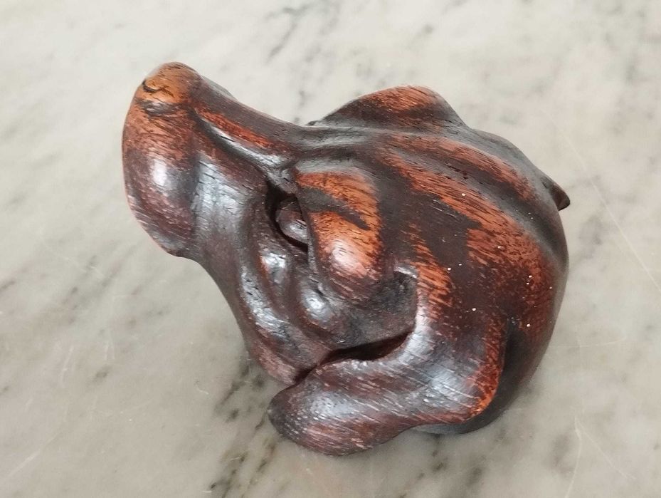 Cabeças de Animais em Madeira Esculpida