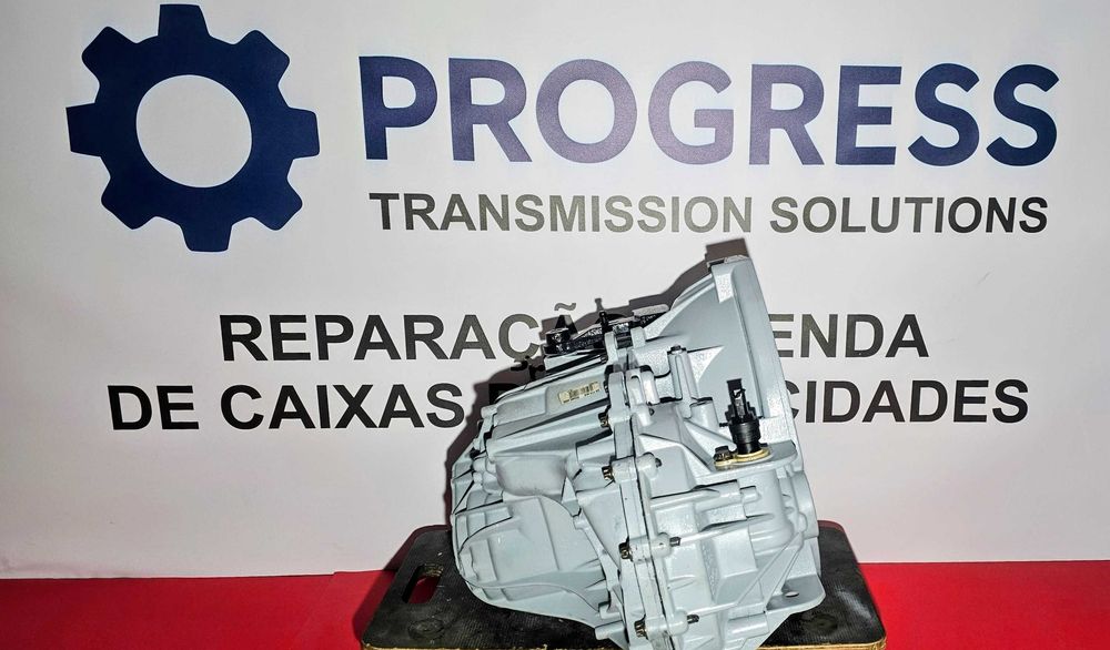 Caixa reconstruída Renault Trafic 2.0 DCI Ref: PF6009