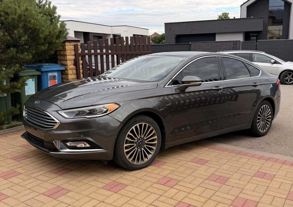Ford Fusion Hybrid 2019 2.0 Titanium