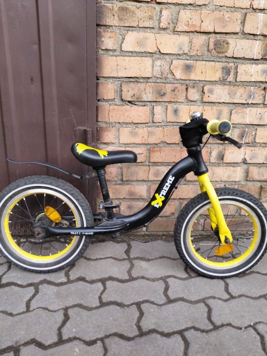 Продам дитячий велобіг велосипед