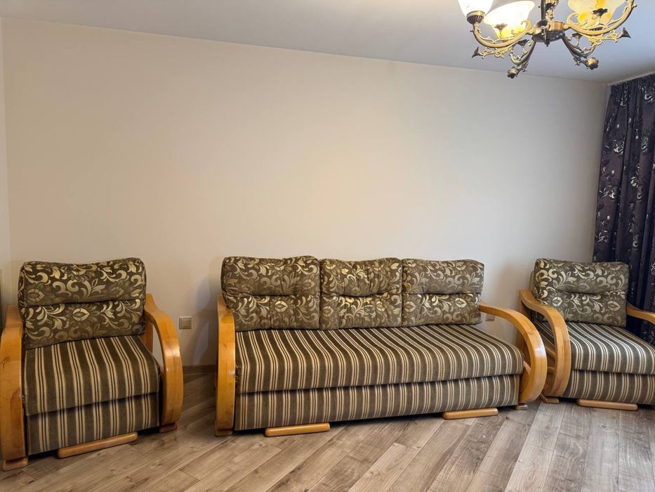 Диван з кріслами!