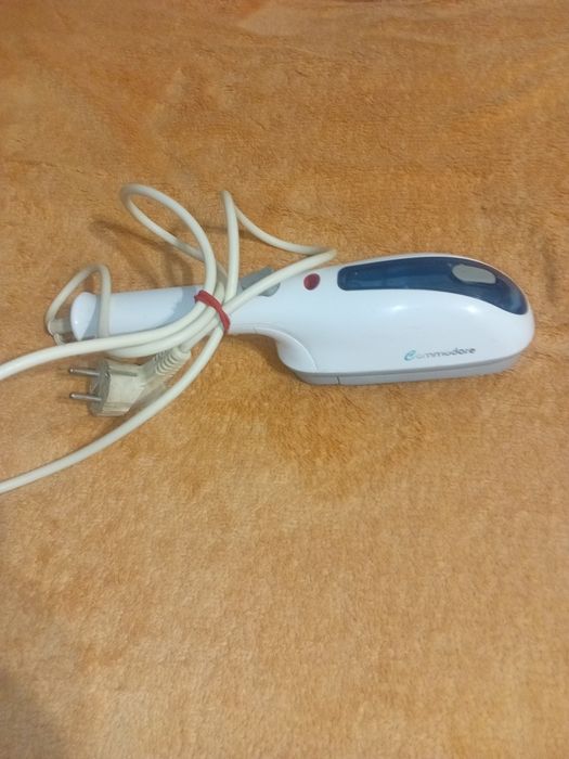 Отпаривать-щетка для одежды