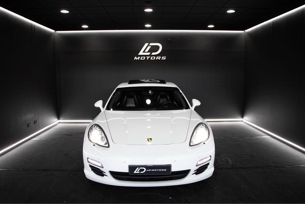 Porsche Panamera 3.0 Diesel 250 CV Ano 2012 foto 3