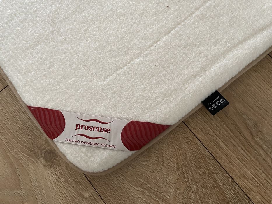 Materac z merynosów Woolmark jak nowy