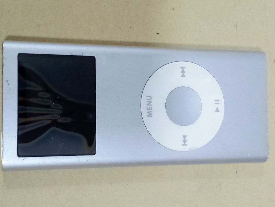 Apple iPod A1199 2gb
