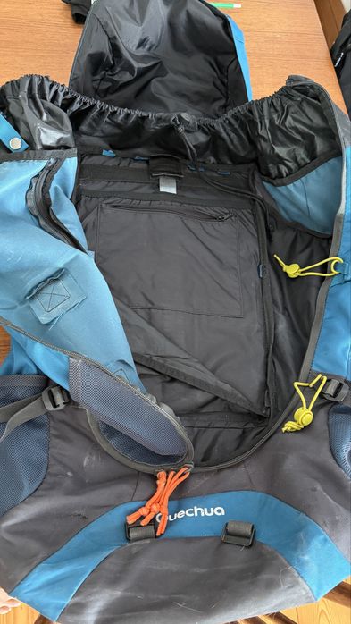 Mochila Quechua Forclaz 60 L