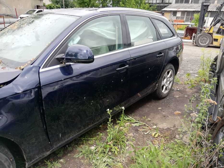 AUDI B 8 08r. - Drzwi , koło dojazdowe 19 cali , zderzak szyby i inne