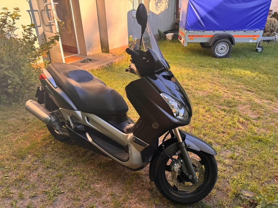 Sprzedam skuter Yamaha xmax 125 kat B 2009 rok