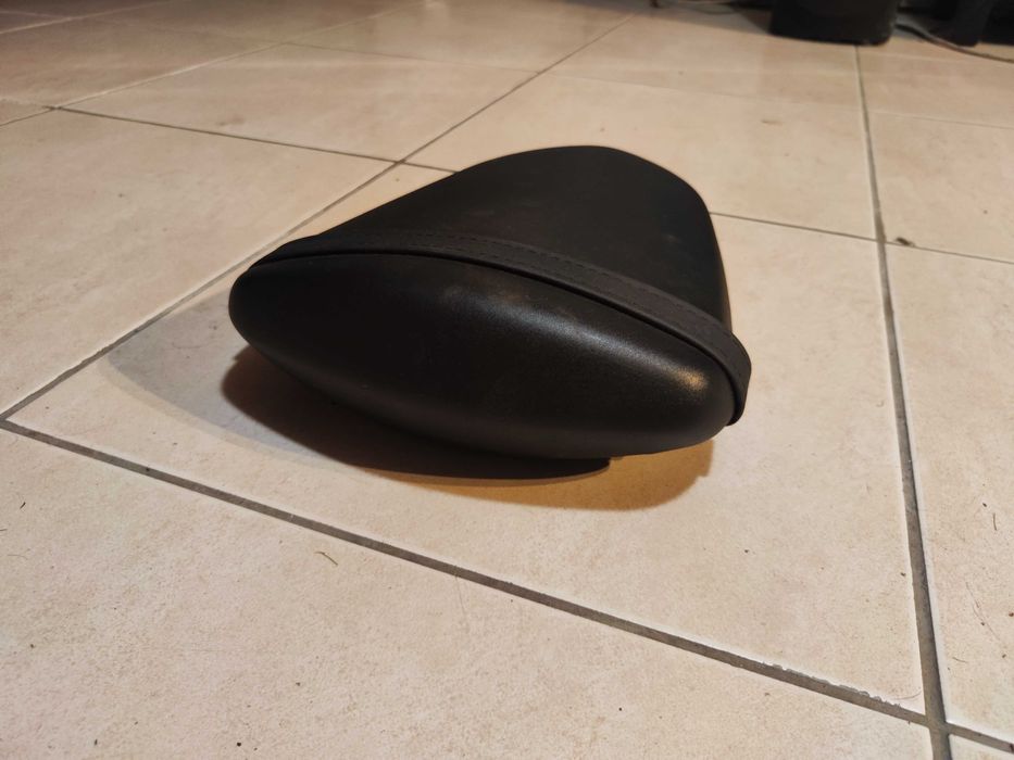 Banco pendura Suzuki GSXR1000 K6