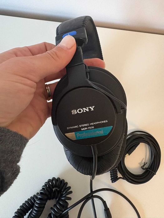 Sony A7iii Full-Frame + Objetivas + Audio para Fotografia e Vídeo — Lote ou Itens Individuais