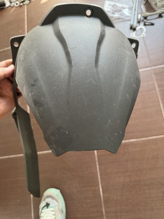 Бризговик BMW S1000XR K69