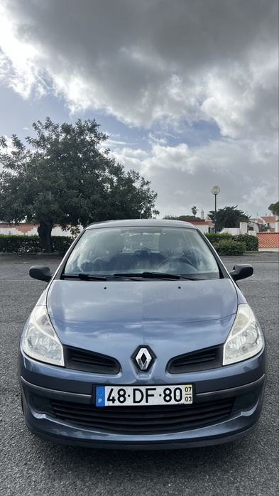 Renault Clio III 1.2 16V Confort – Nacional – Apenas 114.000 km