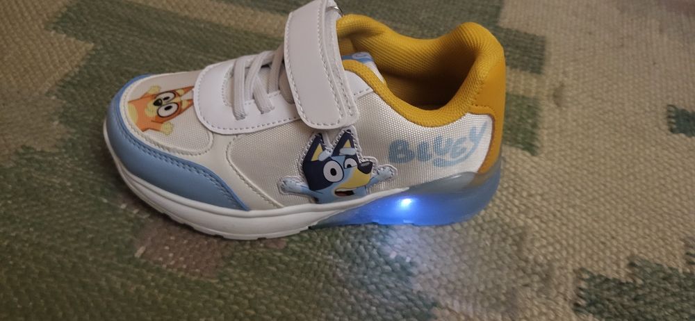 Sapatilhas bluey com luzes originais