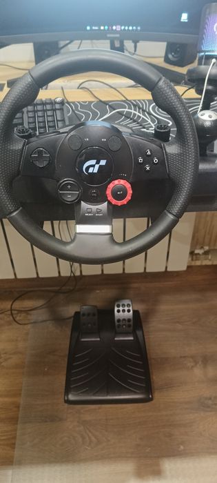Logitech driving force gt