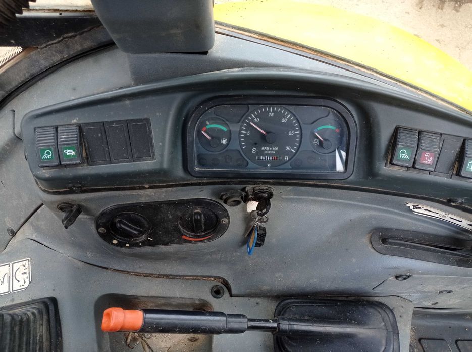 Retroescavadora - NEW HOLLAND LB95