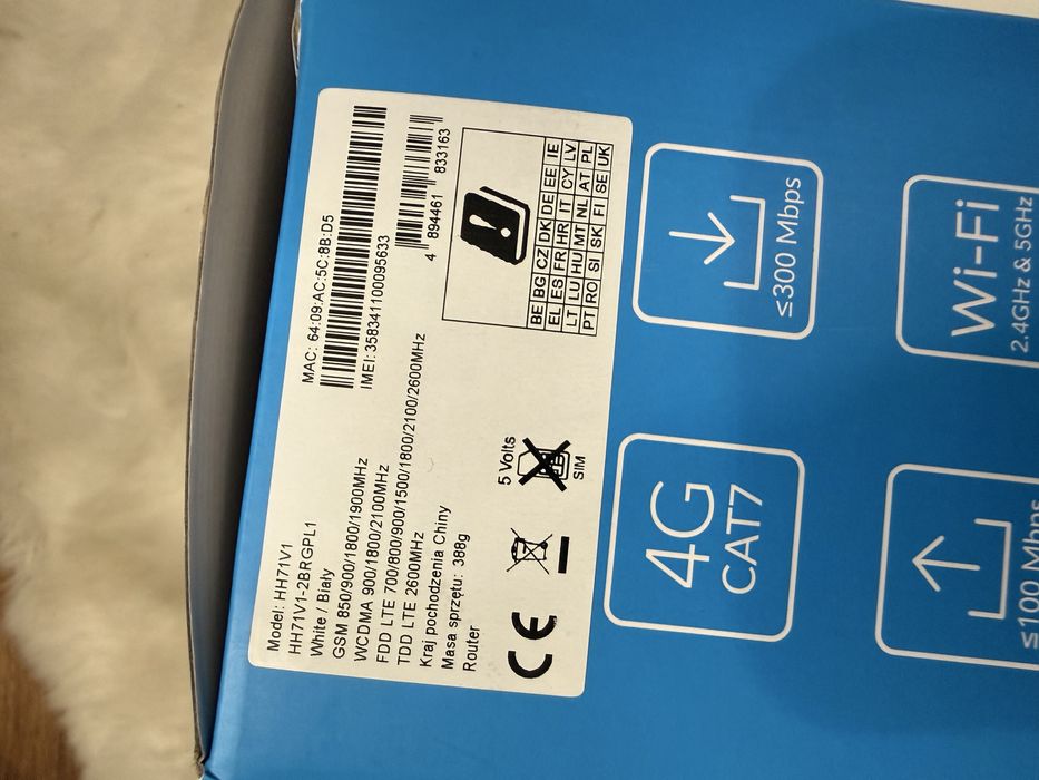 Router z opakowaniem