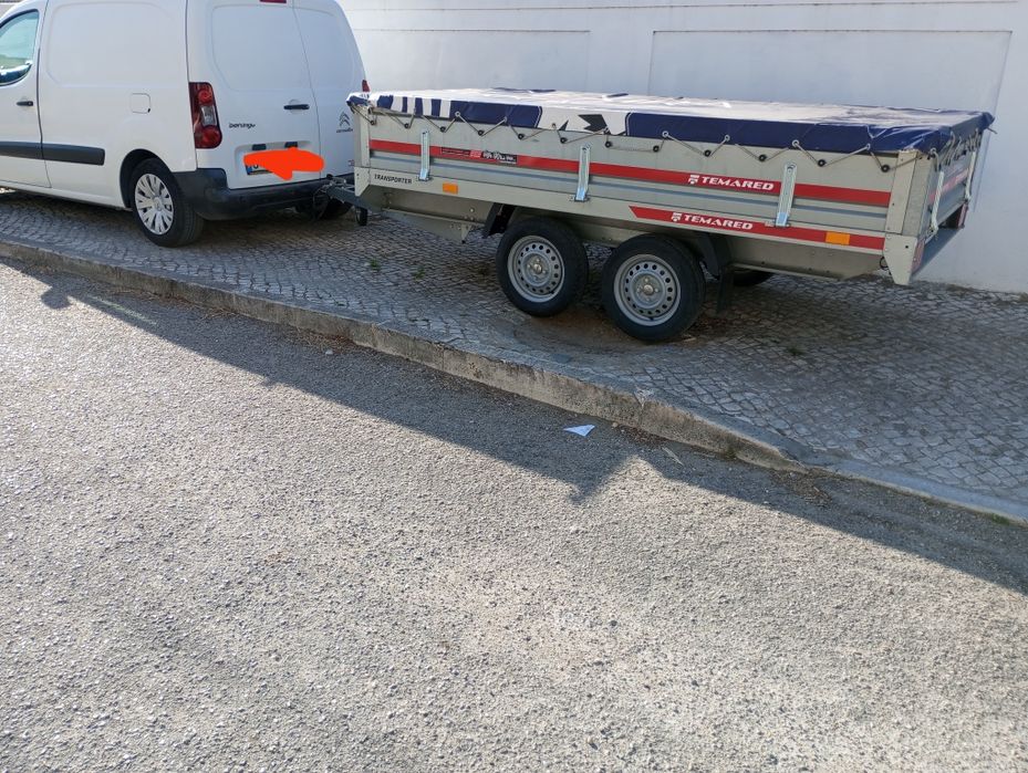 Atrelado 750kl com matrícula