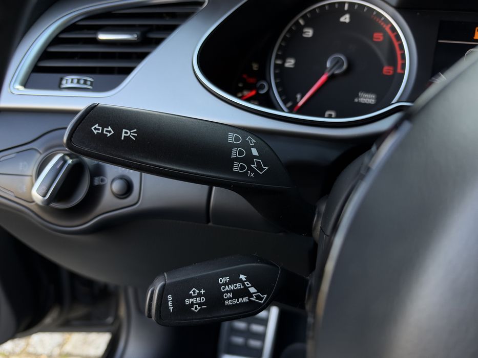 Audi A4 2.0 TDI S-LINE “ LOOK RS4 “