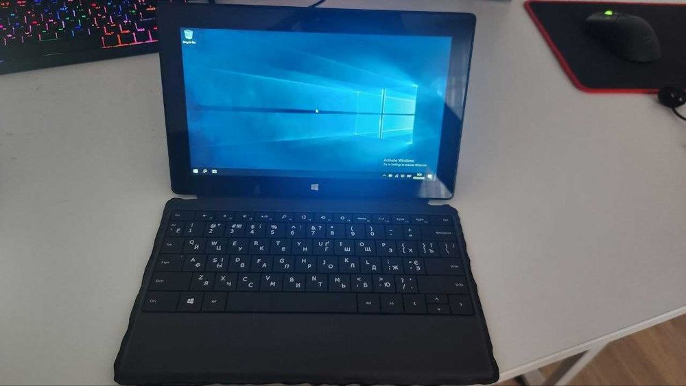 Microsoft Surface Pro 1 / i5 / 4GB / SSD 64 GB / Power Cover + зарядка