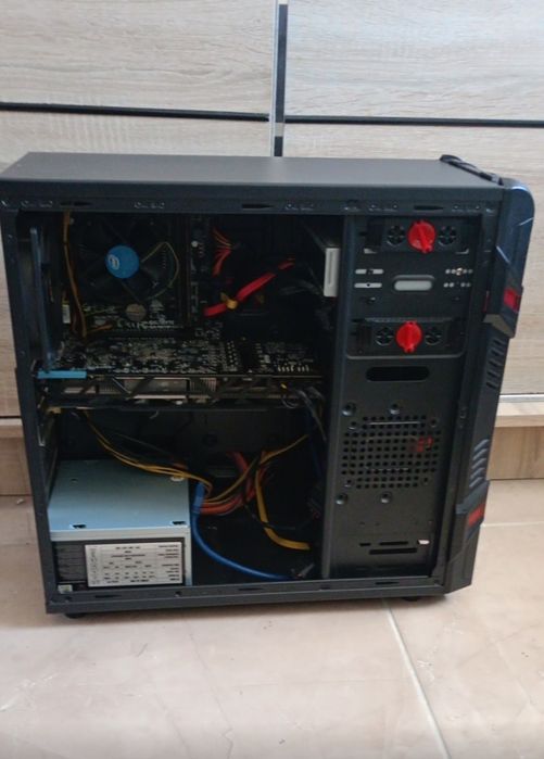 Komputer Asus  nowy